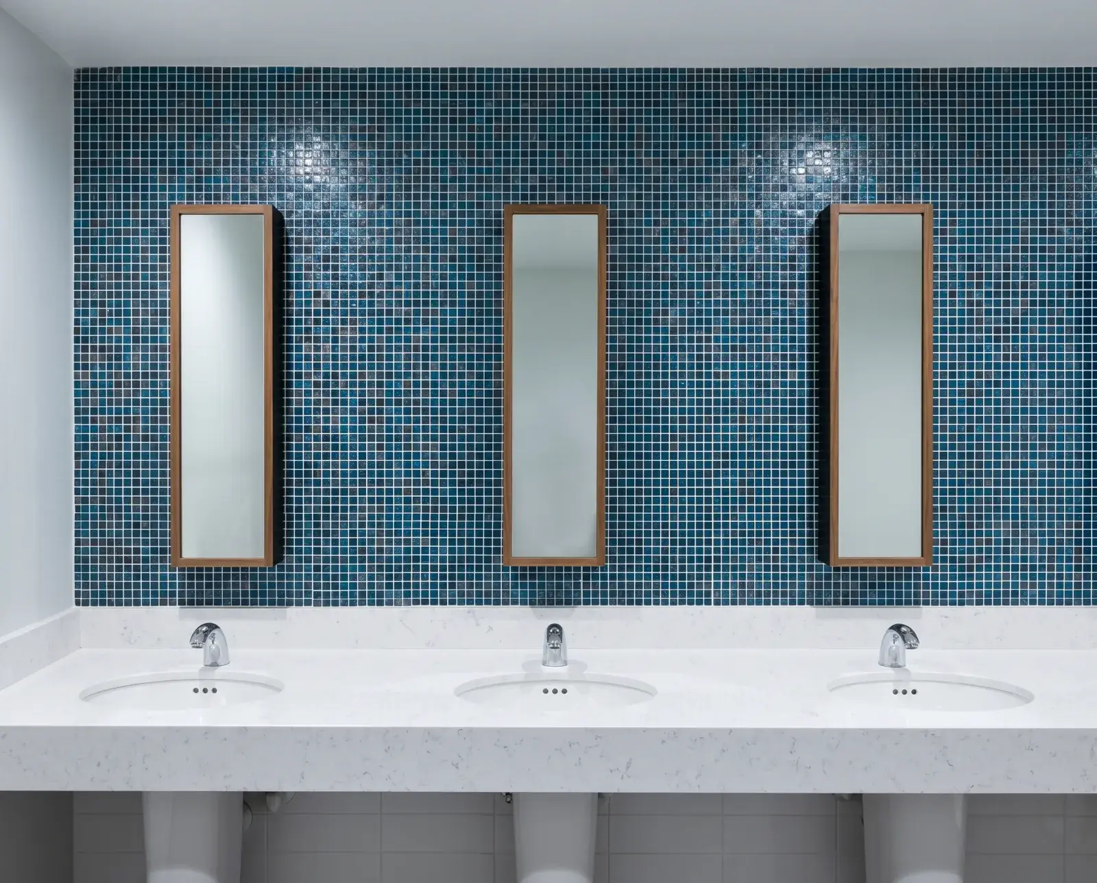 Bathrooms — photo 3